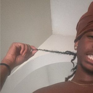 Meet your Posher, Avichai